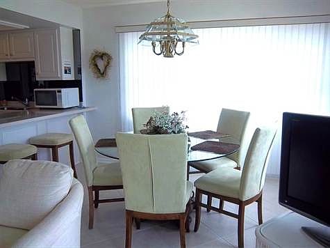3rd image of 7391 Constitution Cir APT A5