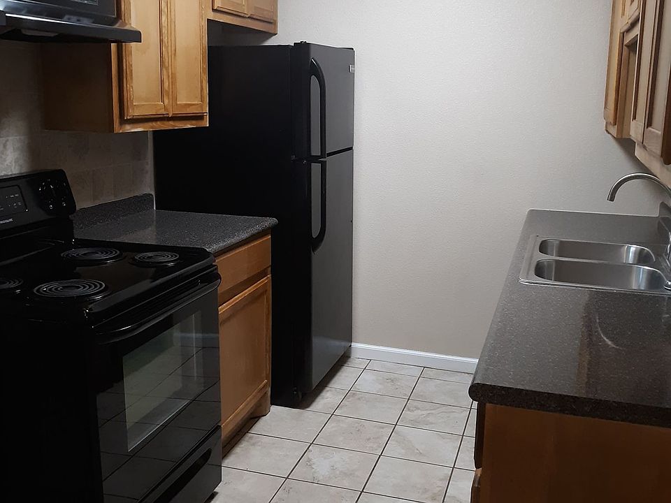 1924 Avenue H Apartment Rentals Nederland, TX Zillow