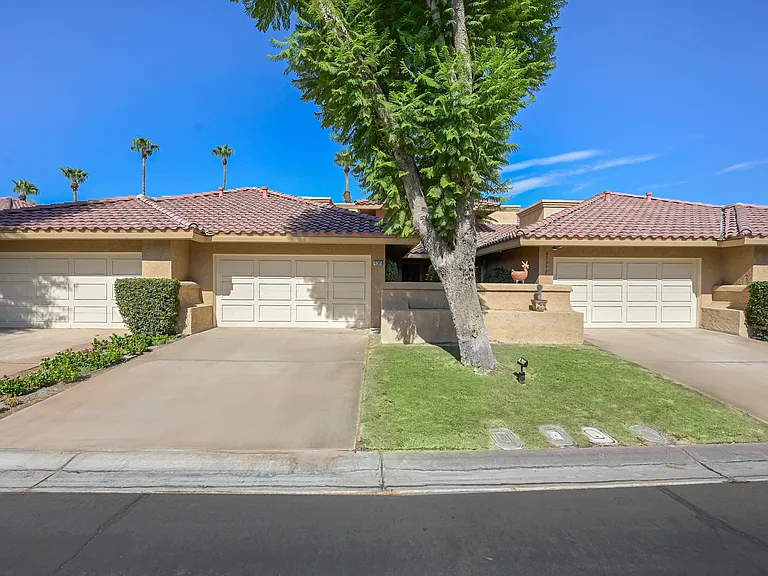 41385 W Woodhaven Dr — Photo 3