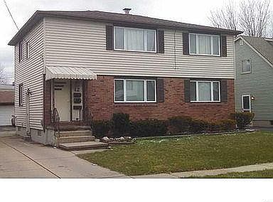 1st image of 12 Ellsworth Dr