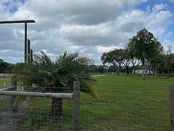 3rd image of 14711 Sherrod Croft Ln