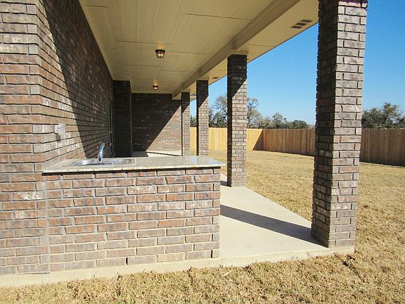 2nd image of 8606 Grand Oaks Ln