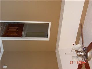 5th image of 585 Village Creek Ct