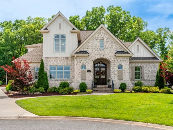 118 Fernbank Ct, Simpsonville, SC 29681