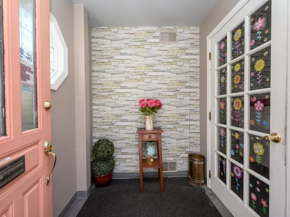 10 West 46th Street image 3 of 40