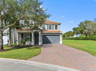 8639 Tally Ho Ln, West Palm Beach, FL 33411