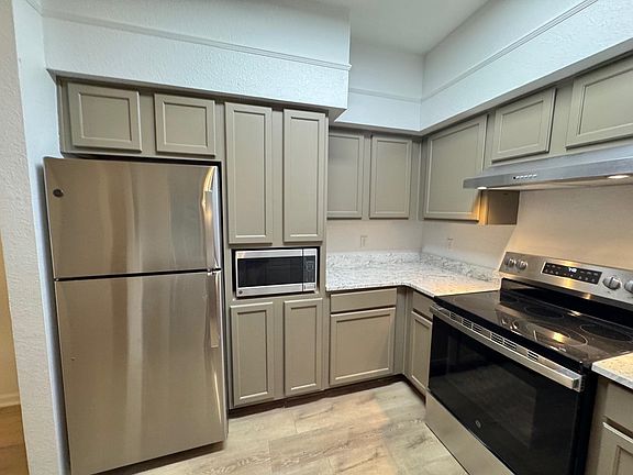 4th image of 2801 Chancellorsville Dr APT 1012
