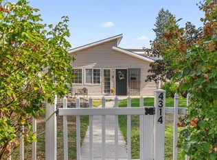 4314 N Adams St, Spokane, WA 99205