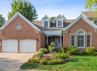 4 N Old Mill Ln, Burr Ridge, IL 60527