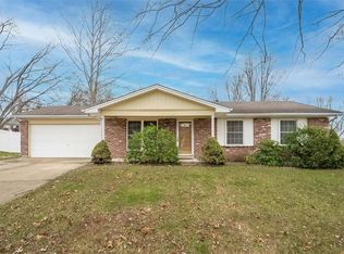 114 Phyllisaire Ct, Saint Peters, MO