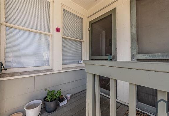 2nd image of 110 E Norwood Ct APT 2