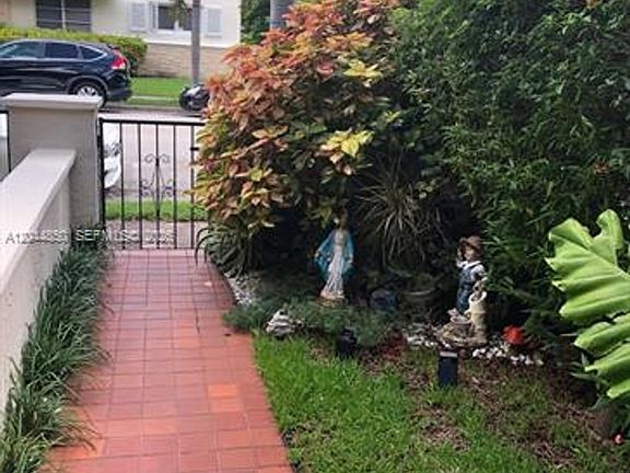3rd image of 248 Majorca Ave
