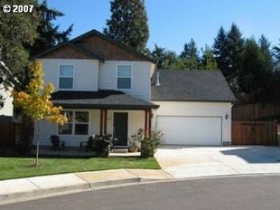 255 S 67th Ct, Springfield, OR, 97478