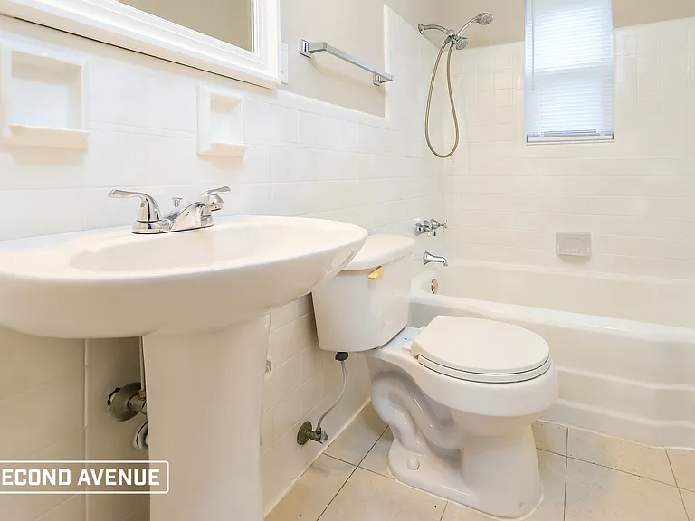 3563 Middleboro Rd — Photo 11
