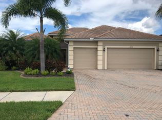 12070 Granite Woods Loop, Venice, FL 34292