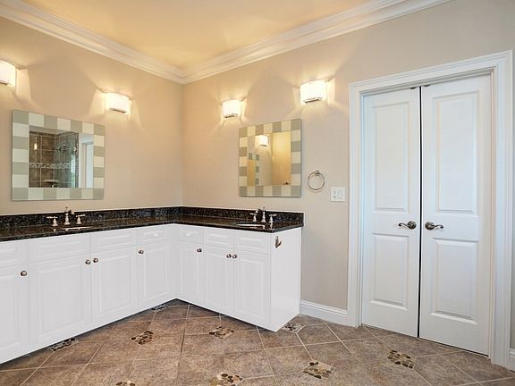 5th image of 3331 Ashford Park Ct