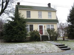 338 E Cooper St, Slippery Rock, PA 16057