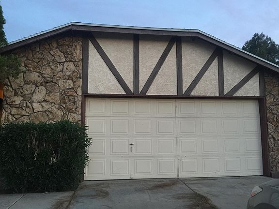 4th image of 3515 W Joan De Arc Ave