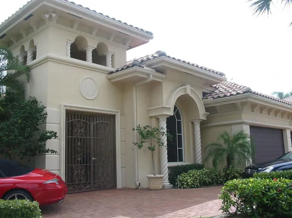 3879 NW 65th Dr, Boca Raton, FL 33496