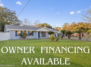 265 Holcomb Blvd, Ocean Springs, MS 39564