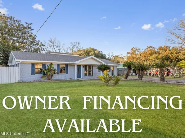 265 Holcomb Blvd, Ocean Springs, MS 39564