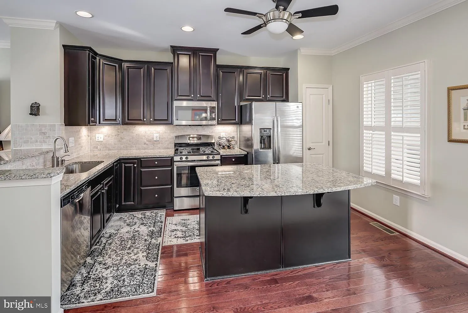 3 bed, 4.0 bath, 1720 sqft, $3,000 — Photo 3