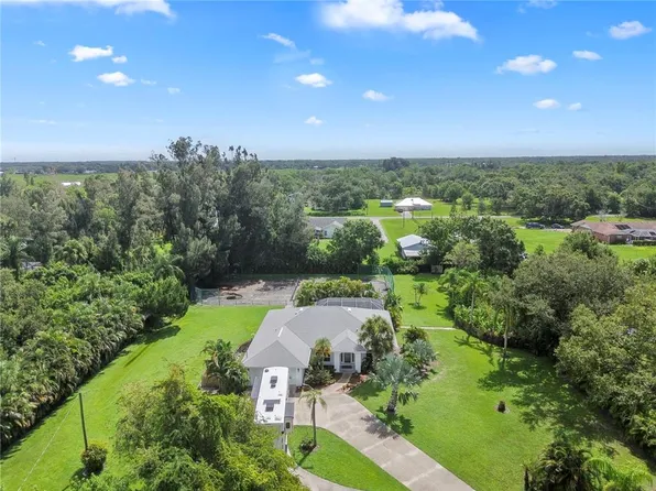 2319 45th St E, Bradenton, FL 34208