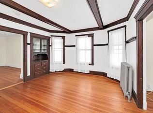 6 Castleton St #2, Jamaica Plain, MA 02130