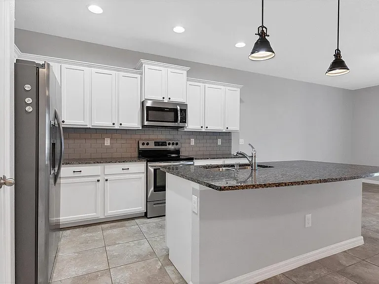 8657 Palmer Park Cir — Photo 18