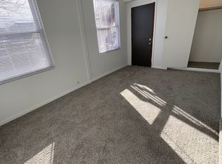 223 N La Crosse Avenue 1 #LC-25, Chicago, IL 60644