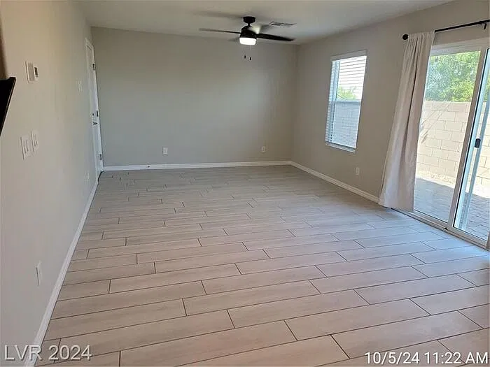 3 bed, 2.5 bath, 1286 sqft, $2,037 — Photo 3