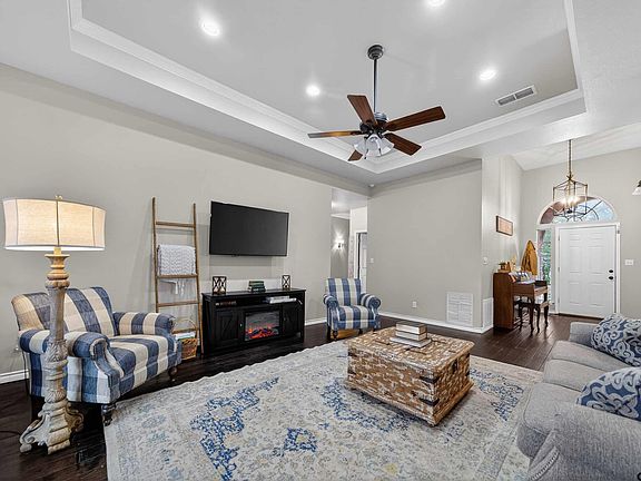 3rd image of 2108 Baylor Dr