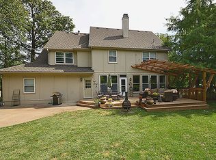 5628 Meadow Lake, Parkville, MO 64152