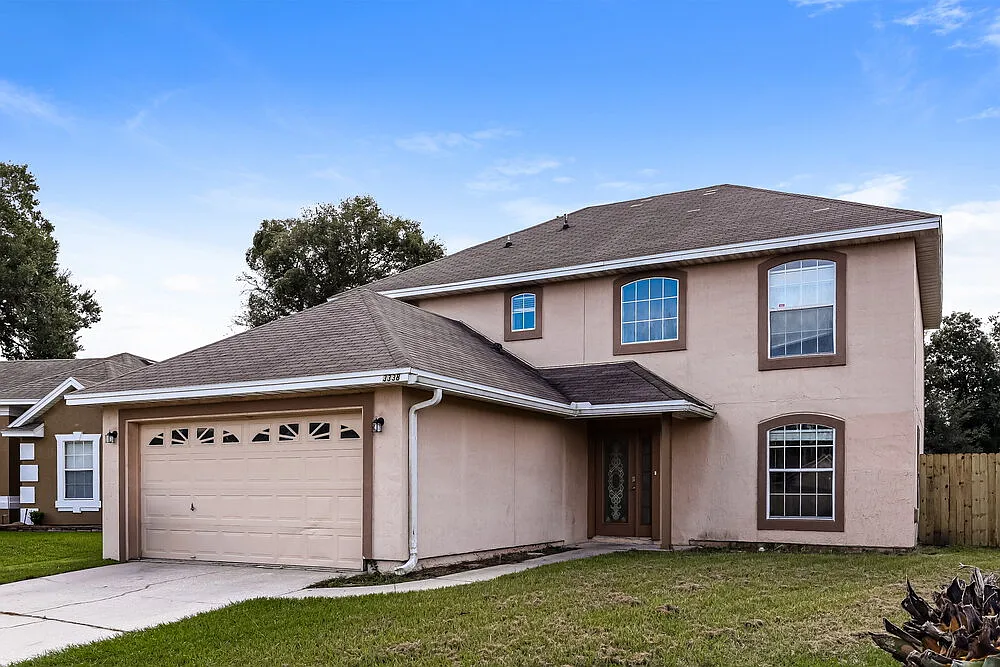6 bed, 4.0 bath, 2837 sqft, $2,870 — Photo 4