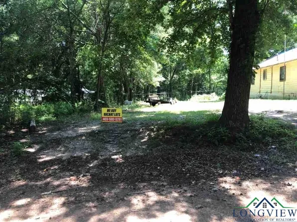 807 W Washington St, Longview, TX 75601