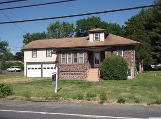 273 Fairview Ave, Hudson, NY 12534