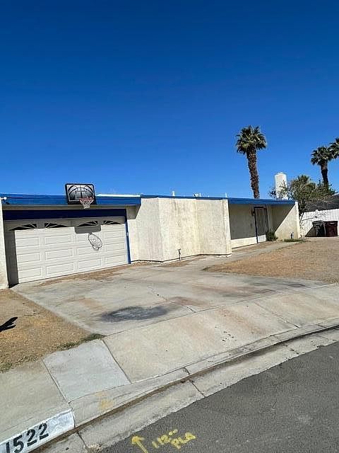 1st image of 81522 Rosemary Ct