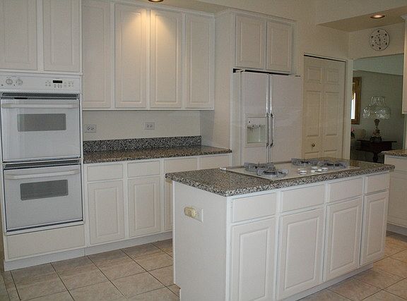 3rd image of 1671 Hartley Dr