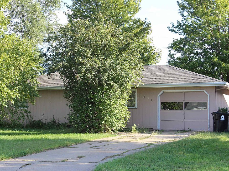1st image of 1333 W Republic Ave