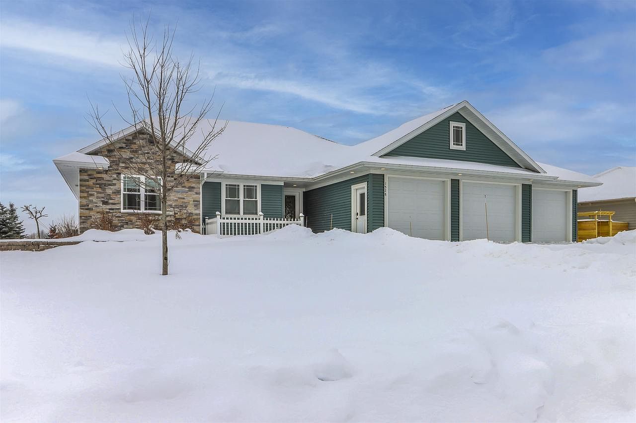 1528 East 20TH STREET, Marshfield, WI 54449 Zillow