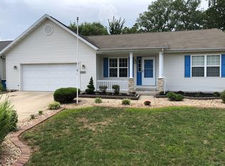 1522 Manchester Dr, O Fallon, IL 62269