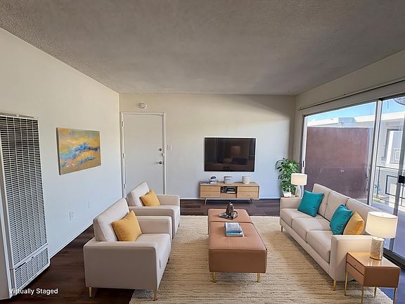 2nd image of 947 Myrtle Ave APT 10