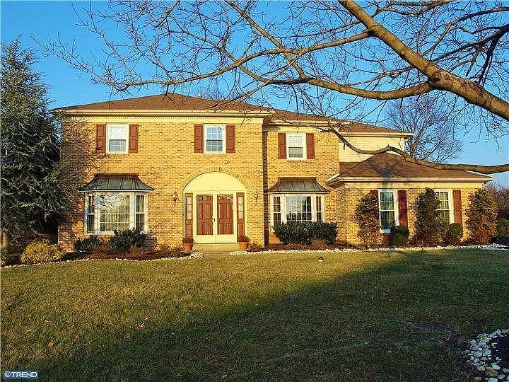 2nd image of 715 Mara Dr