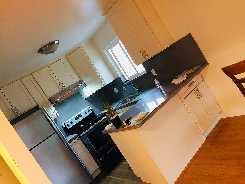 1st image of 2834 Malabar Ave APT 4