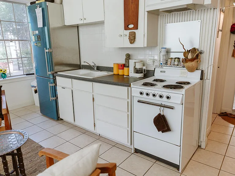 3506 Enfield Rd #102 — Photo 11