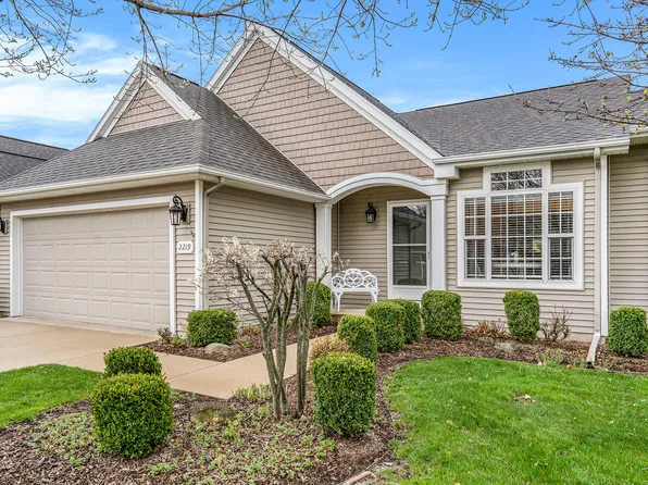 2219 Gray Oak Cv #37, Portage, MI 49024