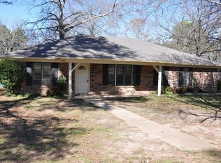 2448 Holly Ln, Flint, TX 75762