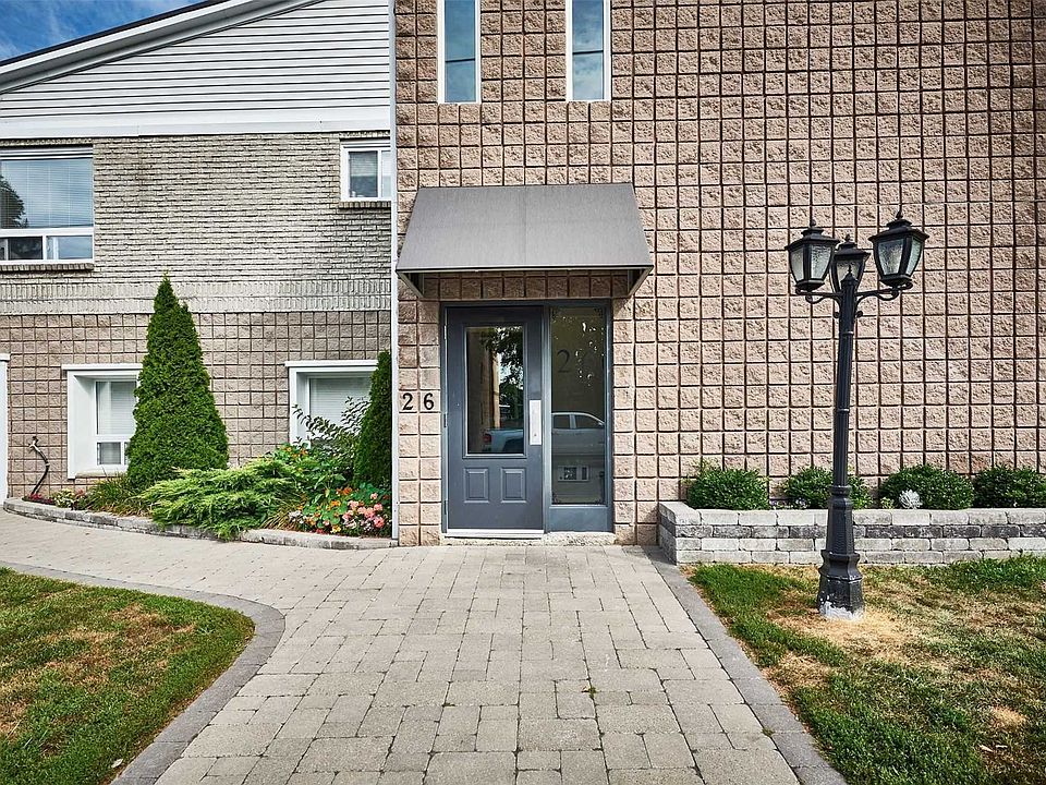 1st image of 26 Spencer St E #105