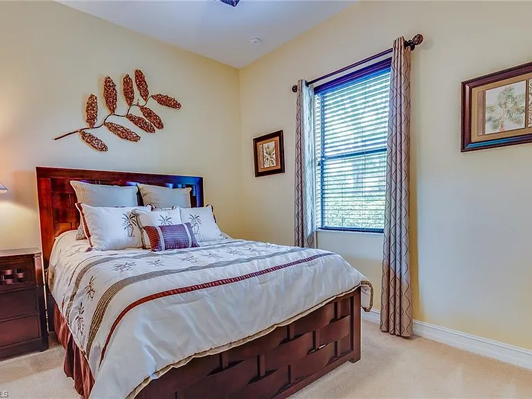 7771 Cottesmore Dr — Photo 26
