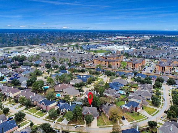 4th image of 28306 Peper Hollow Ln